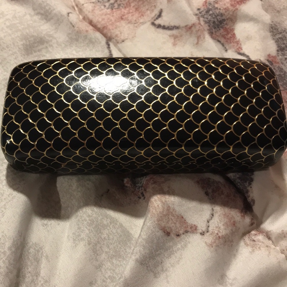 Glasses case